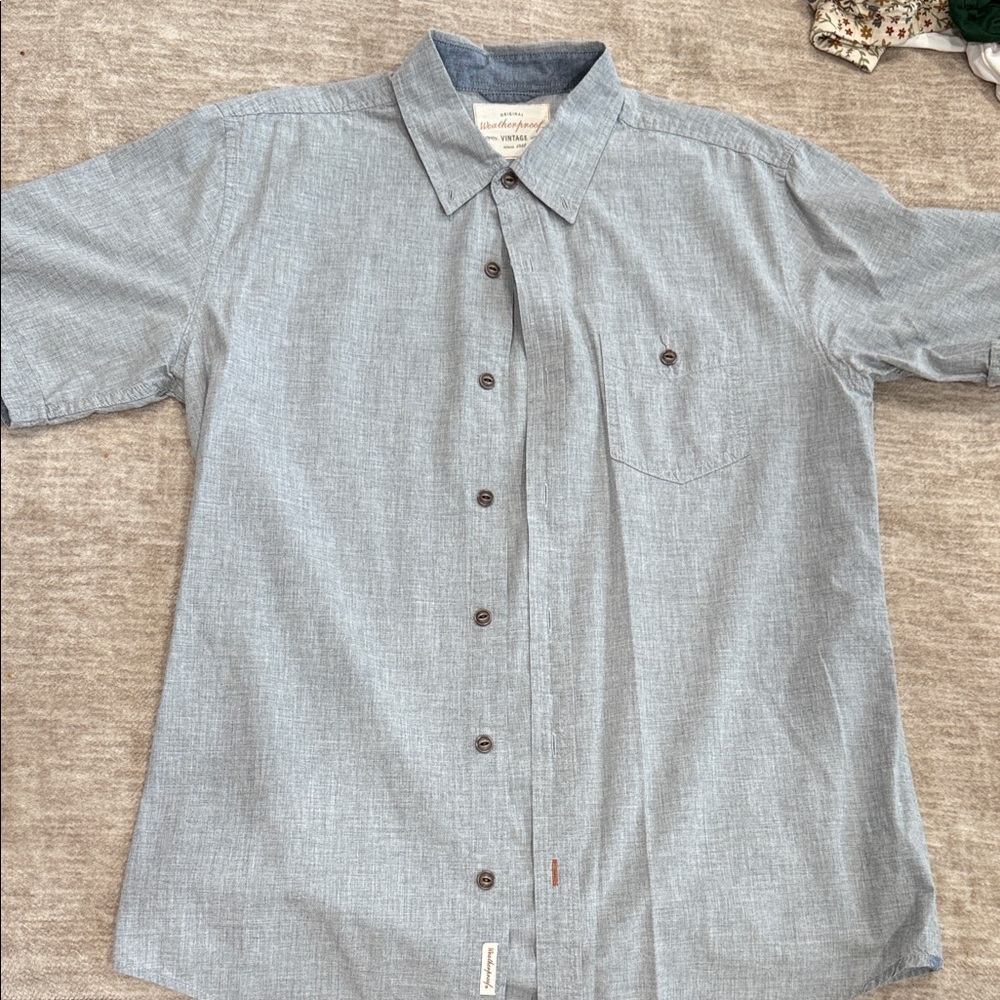 Casual Gray Button-Down Shirt for Men